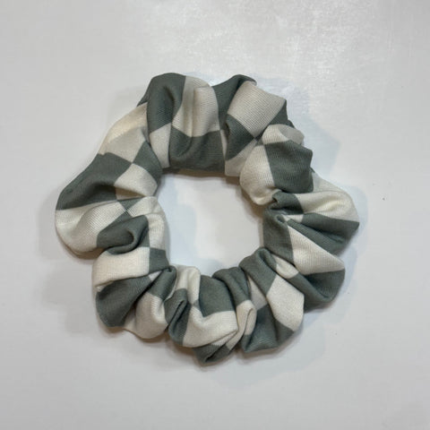 sage checkers scrunchie