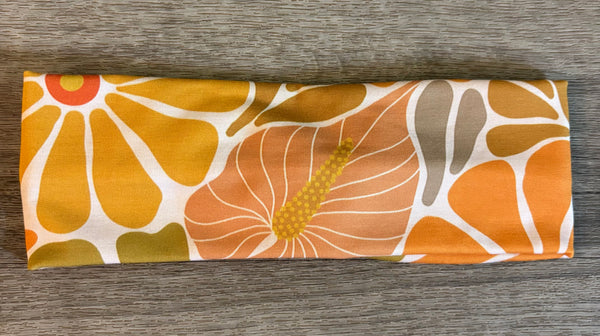 retro flower twist
